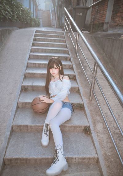异界少女召唤术第一季在线观看_超清免费全集观看