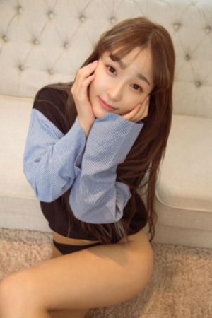 交换朋友夫妇客厅互换视频_BD免费观看