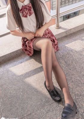 丰满的继母伦理中文字幕_超清影视在线观看