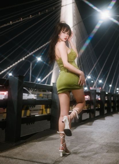 大又大又粗又爽女人毛片_英文版字幕