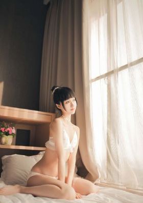 韩国电影美容_BD英语在线视频播放