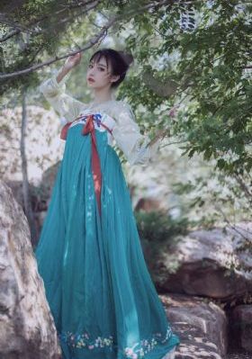 小伙搡五十二老女人_蓝光最新电影在线观看